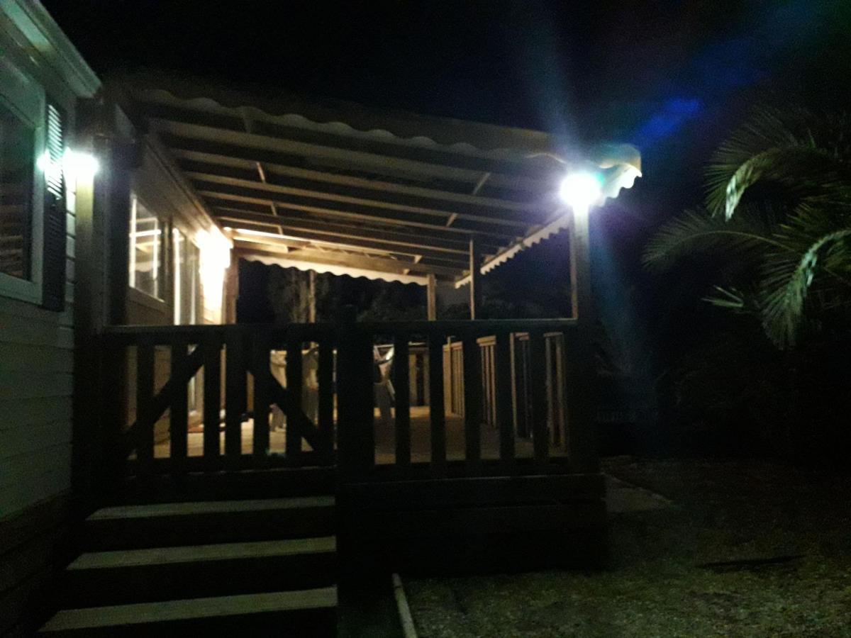 Mobil Neuf 2 6 Personnes Saint Aygulf Campsite