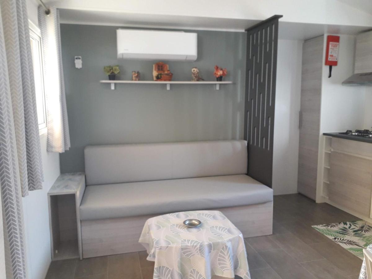 Campsite Mobil Neuf 2 6 Personnes Saint Aygulf *